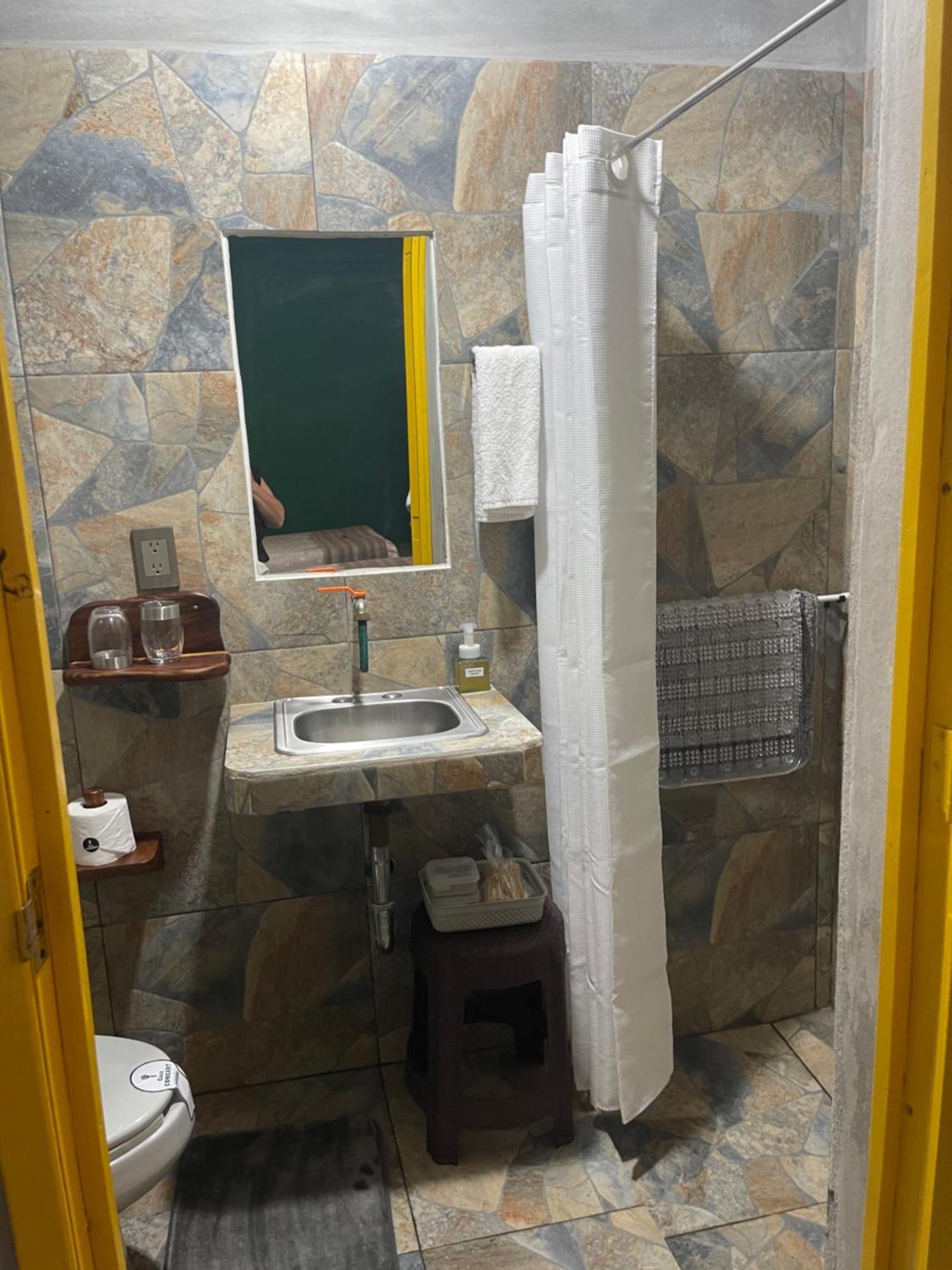 Casa Conicarit Hotell Puerto Escondido  Exteriör bild